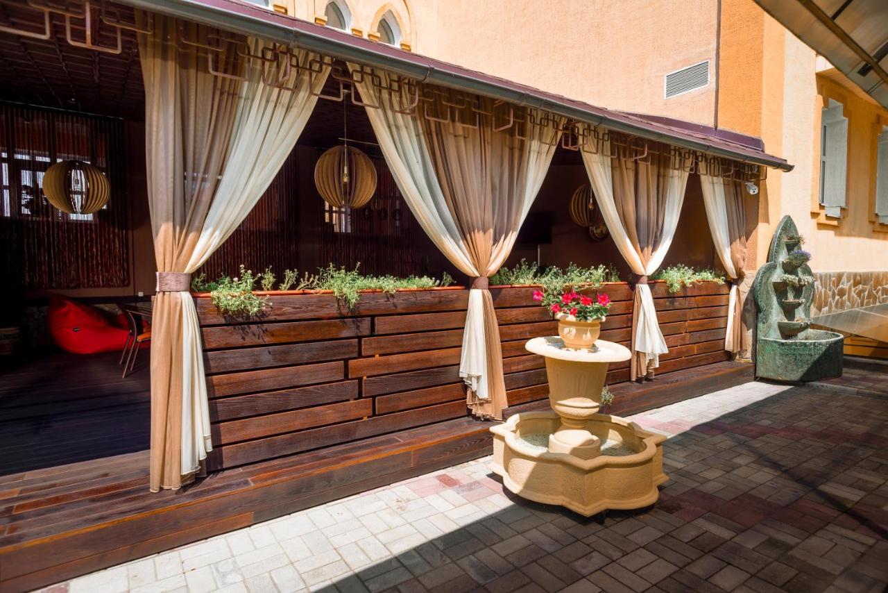 Premier Hotel Shafran Sumy Exteriér fotografie